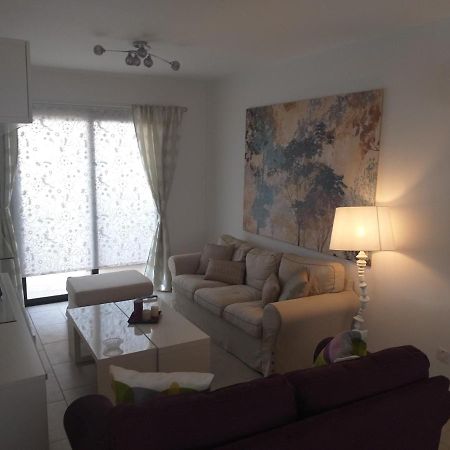 Horizon Luxury Apartment 4 Larnaca Dış mekan fotoğraf