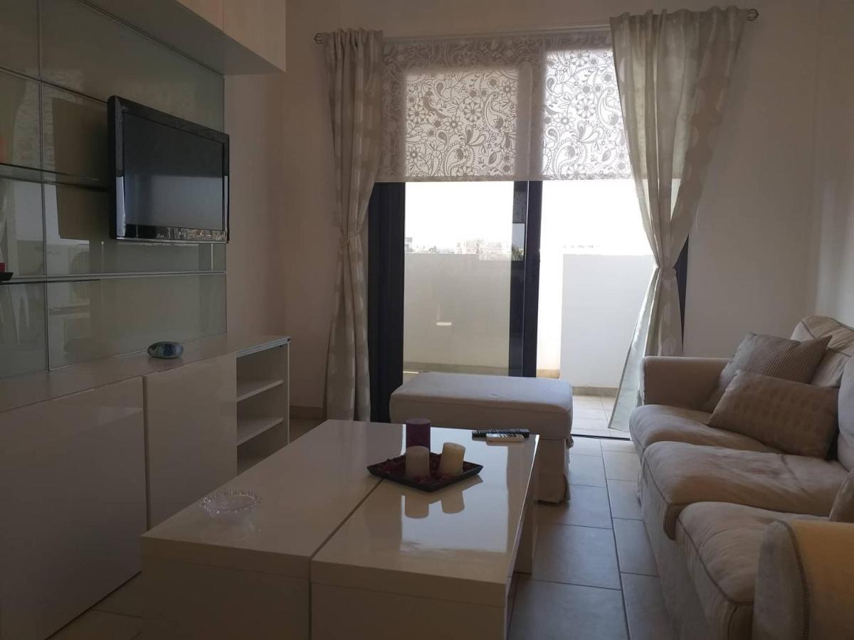 Horizon Luxury Apartment 4 Larnaca Dış mekan fotoğraf
