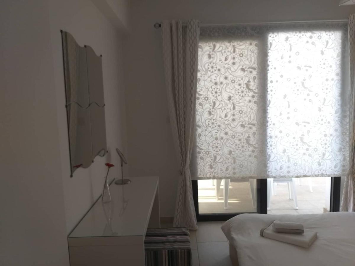 Horizon Luxury Apartment 4 Larnaca Dış mekan fotoğraf