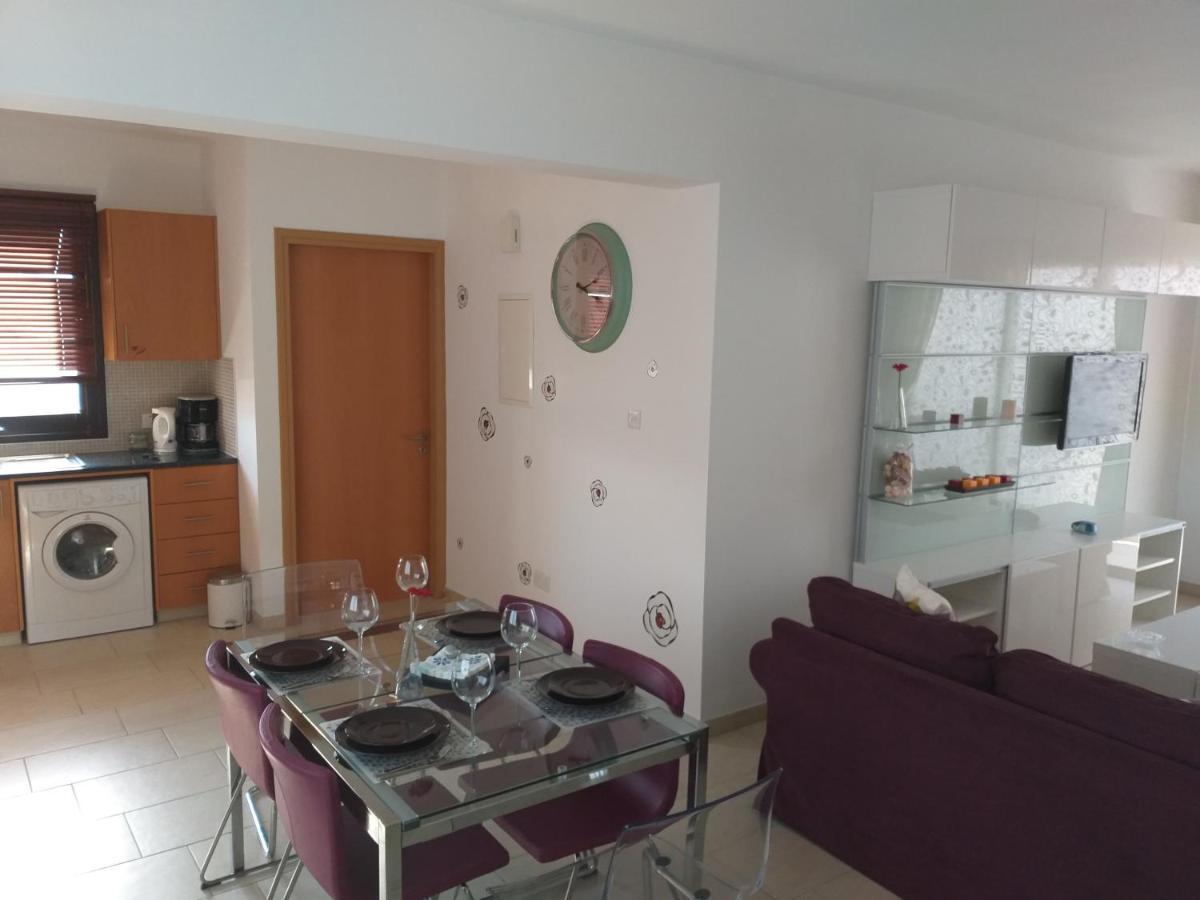 Horizon Luxury Apartment 4 Larnaca Dış mekan fotoğraf